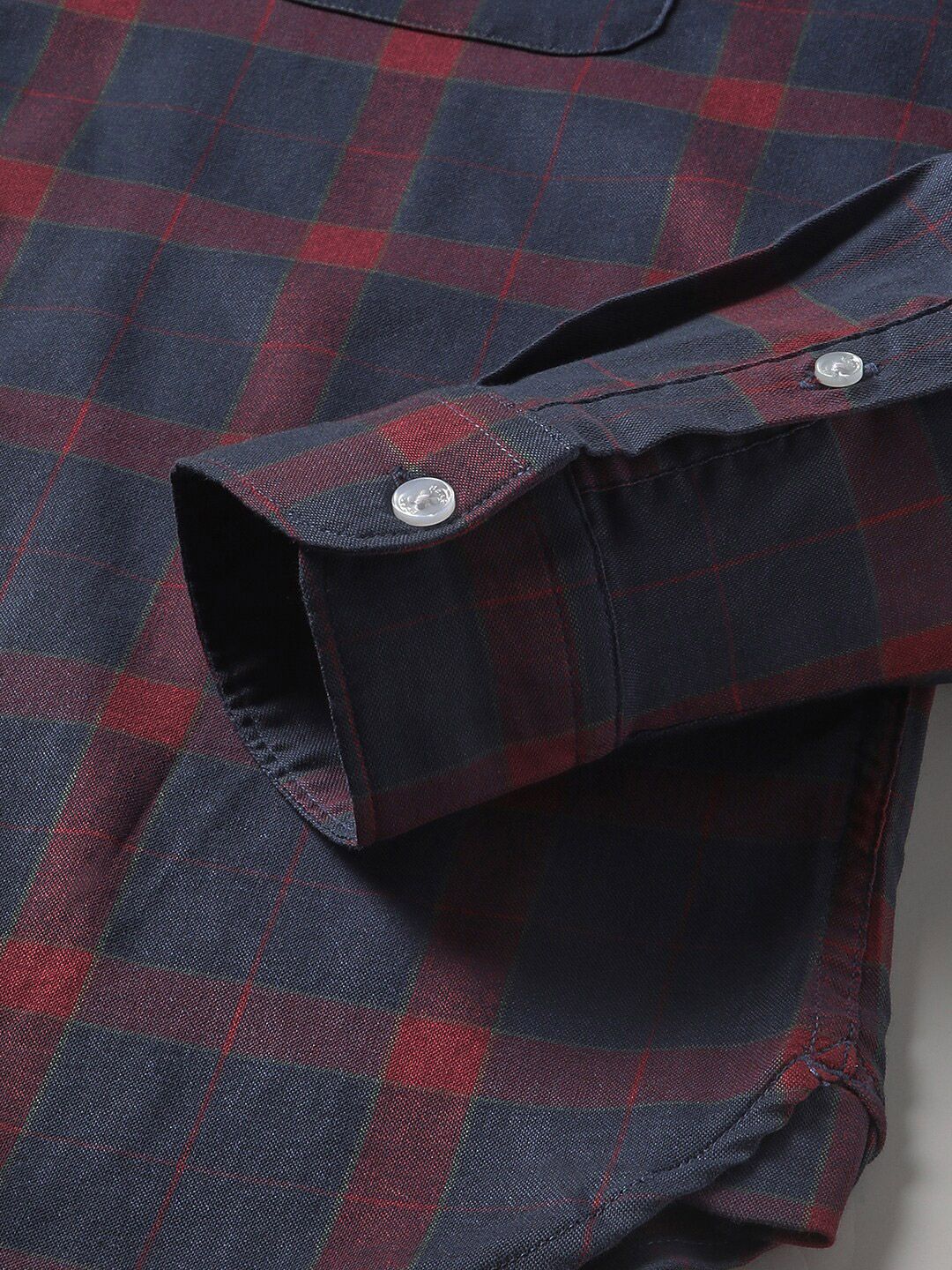 THE BEAR HOUSE Slim Fit Checked Button-Down Collar Casual Shirt