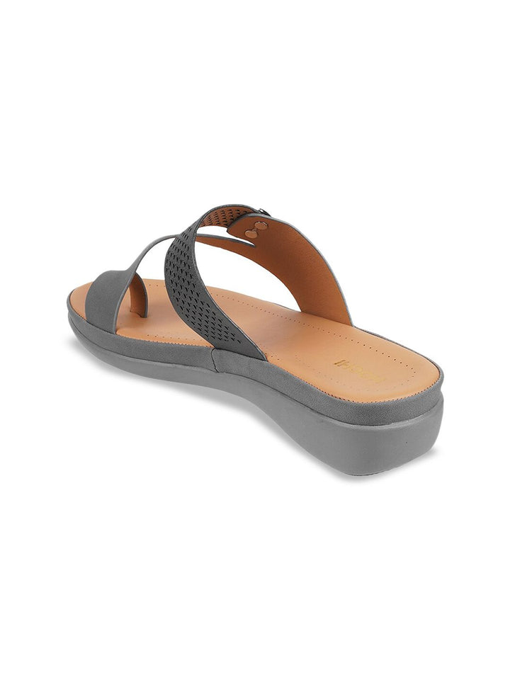 Mochi Textured One Toe Flats