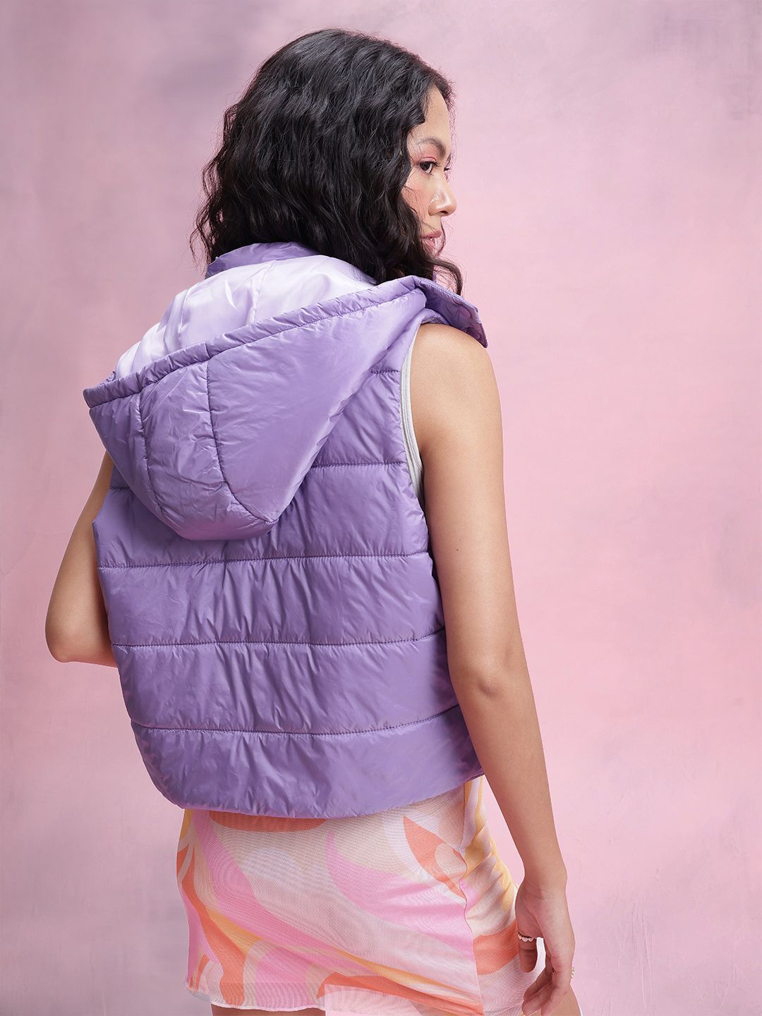 DressBerry Hooded Gilet