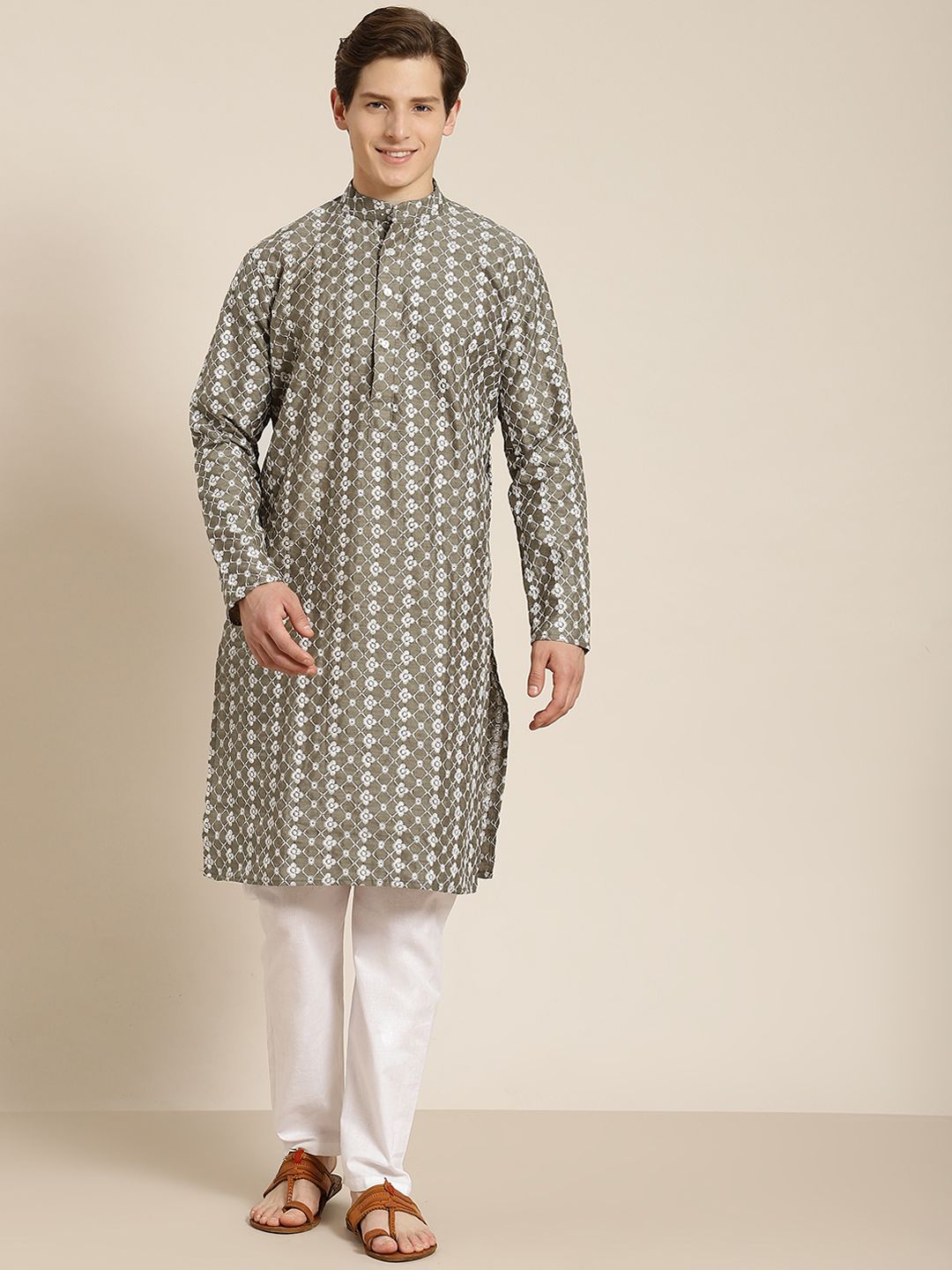 SOJANYA Men Olive Green & White Ethnic Motifs Embroidered Kurta