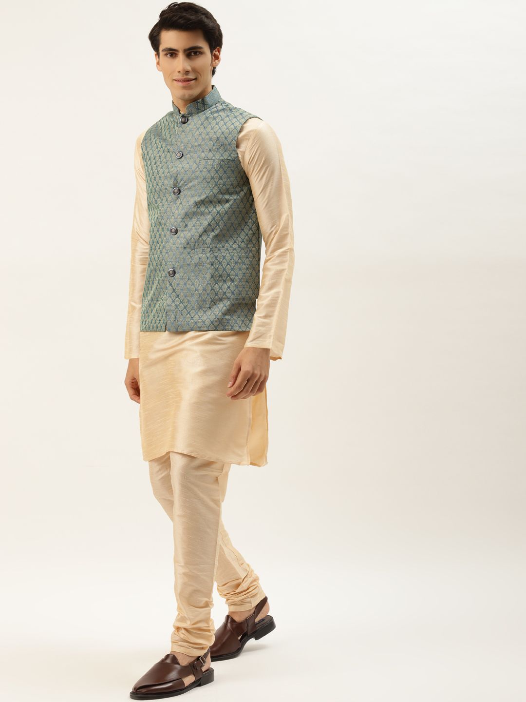SOJANYA Men Beige & Blue Kurta with Churidar