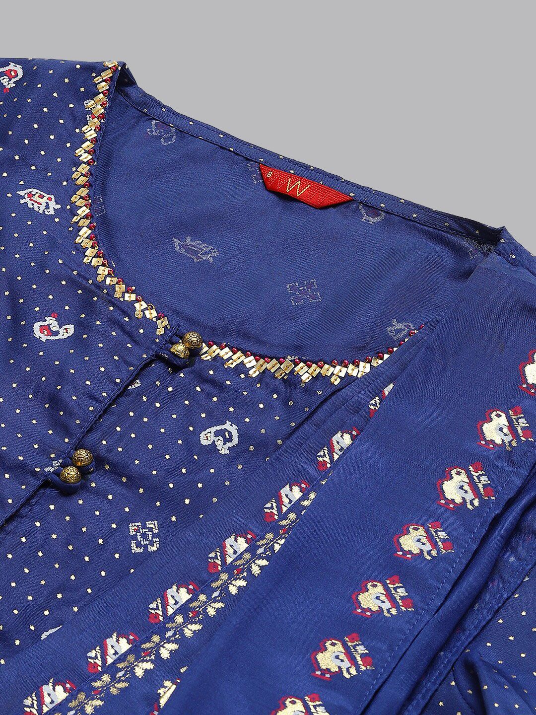 W Women Festive Floral Print Shantung Kurta With Tight