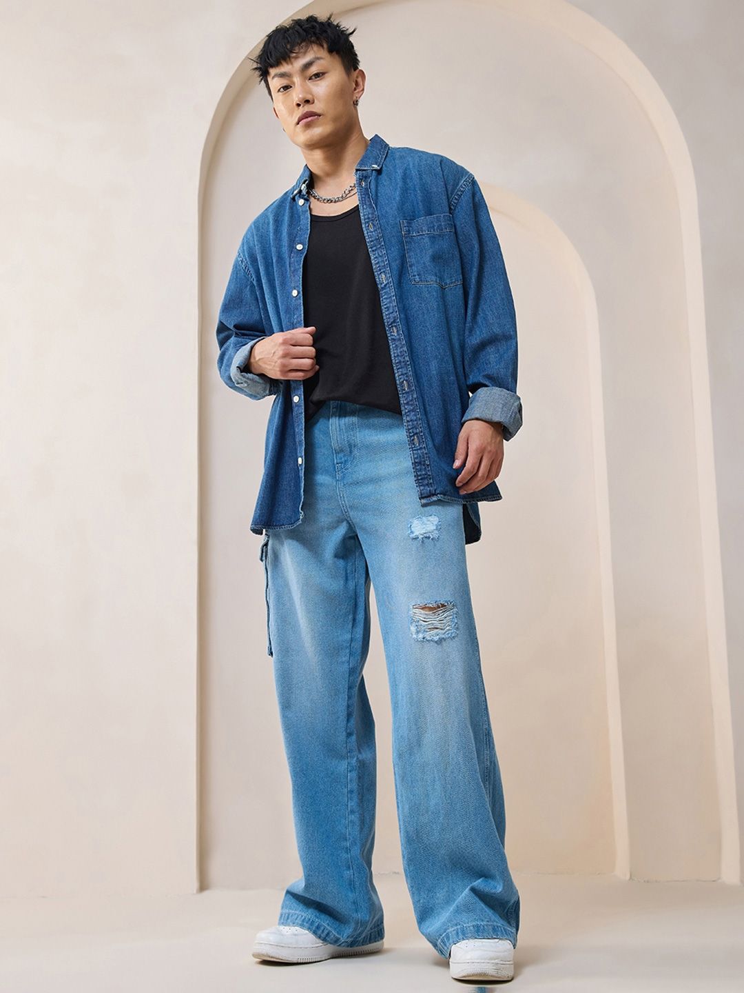 Bewakoof Straight Fit High-Rise Mildly Distressed Light Fade Organic Cotton Baggy Jeans