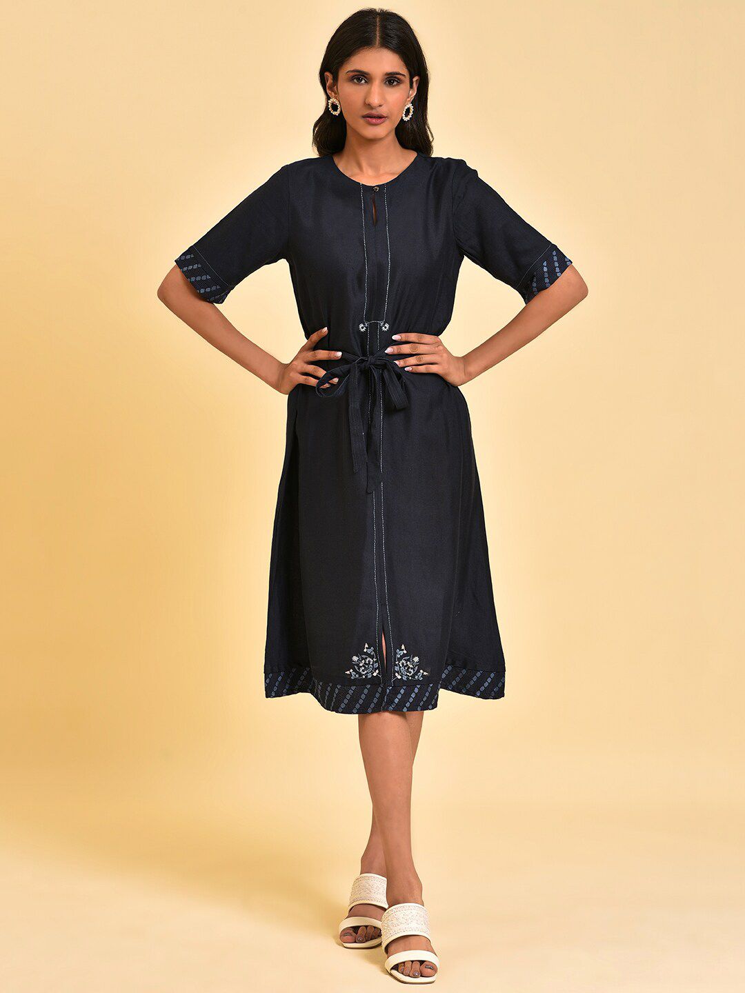 W Keyhole Neck Embroidered Detail A-Line Dress