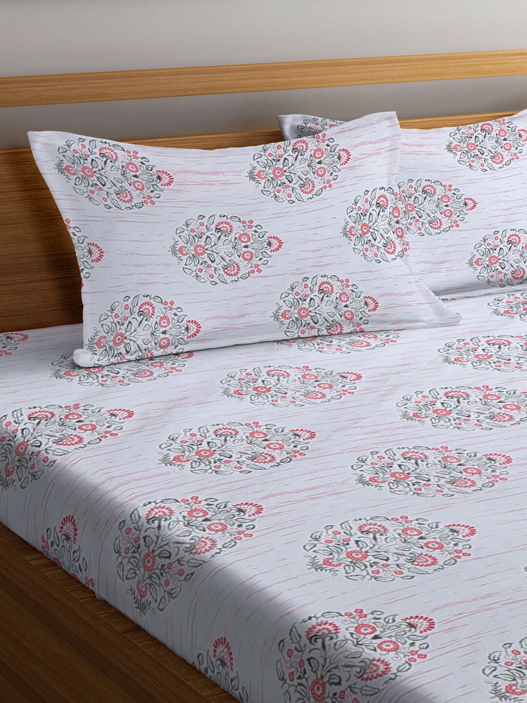 KLOTTHE Grey Floral Fitted 300 TC King Fine Bedsheet with 2 Pillow Covers-270X270 cm