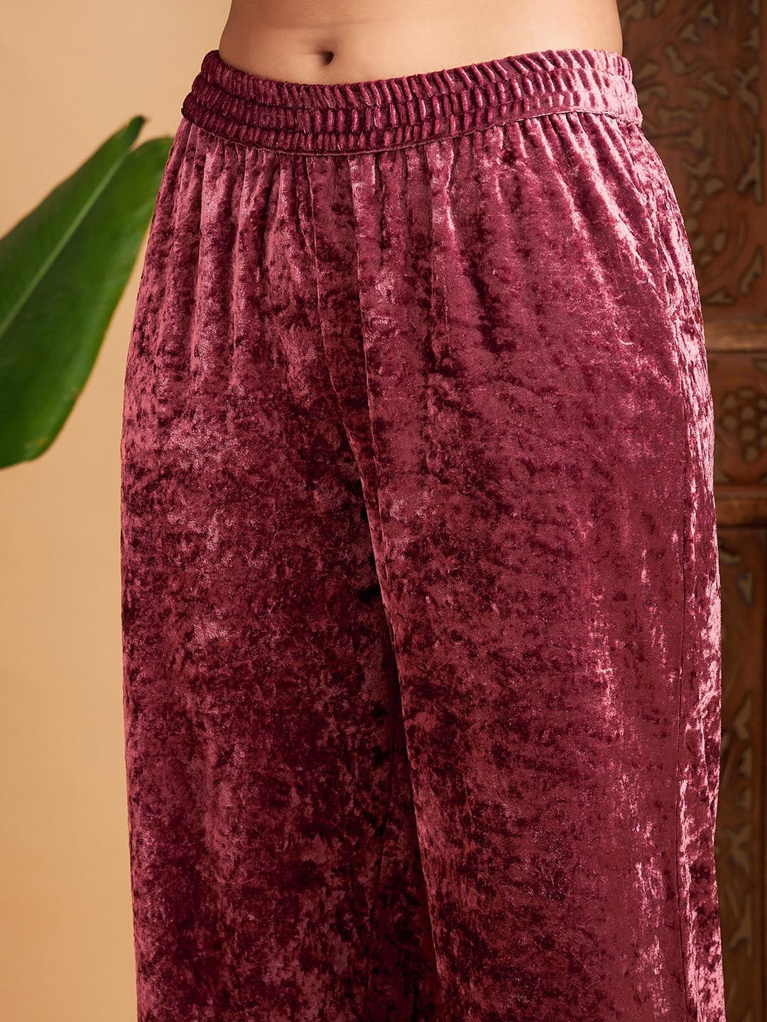 Shae by SASSAFRAS Embroidered Square Neck Regular Sequinned Velvet Kurti With Trousers