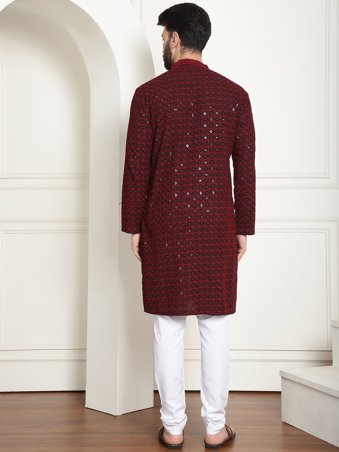 SOJANYA Kurta Kapas Tulen Bersulam Labuci dengan Churidar