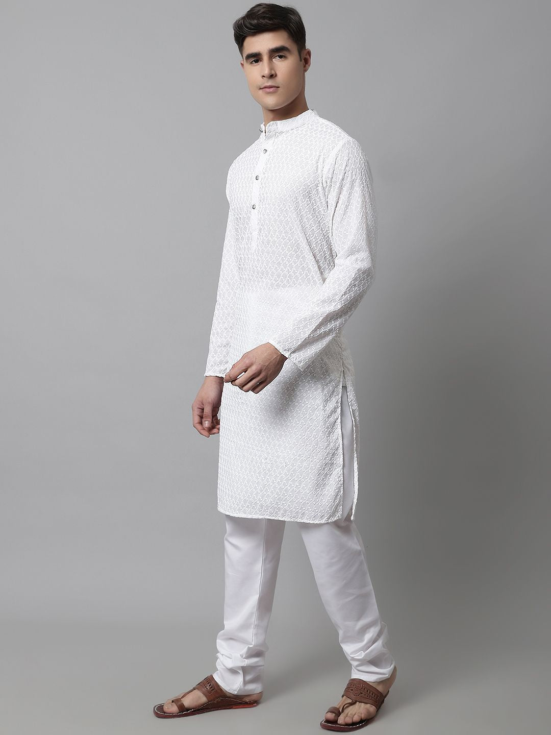 Jompers Men White Embroidered Chikankari Pure Cotton Kurta with Churidar