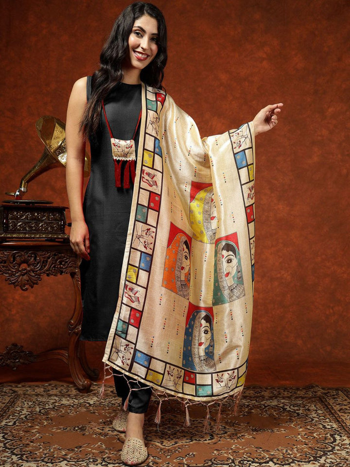 KALINI Round Neck Kurta & Trousers With Dupatta