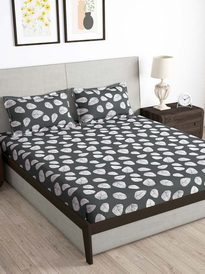 Story@home Charcoal & White Floral 180 TC Queen Bedsheet with 2 Pillow Covers