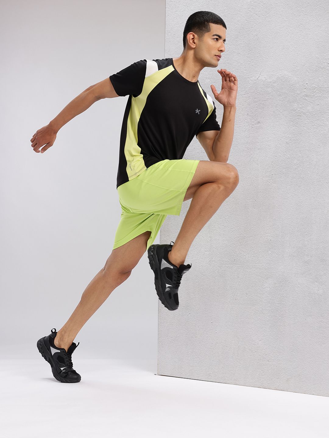 HRX by Hrithik Roshan Rapid-Dry Colourblocked Running T-shirt
