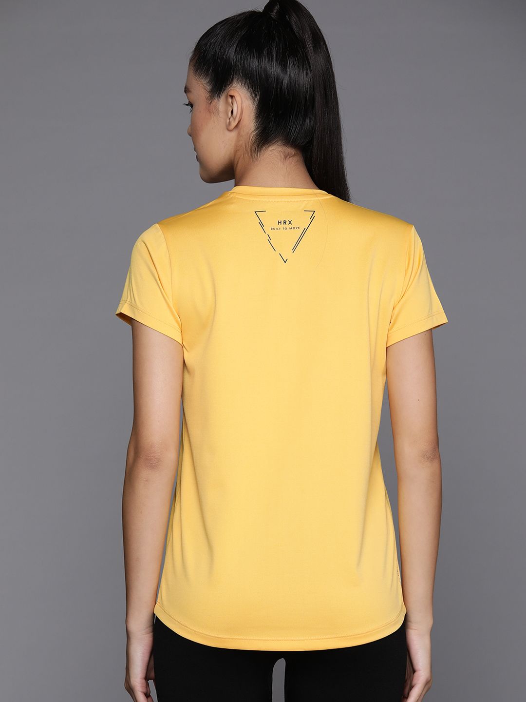 HRX by Hrithik Roshan Reflective Elements Detailed Rapid-Dry Training T-shirt