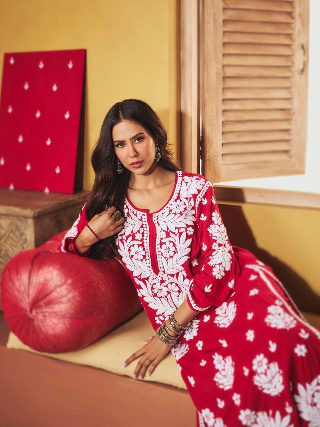 Set Kurta Merah Panjang 2 PC House of Chikankari Wanita