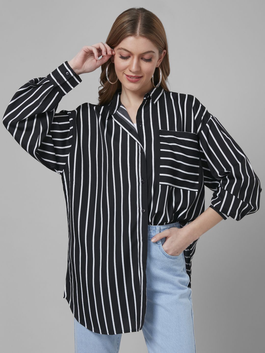 Gaya Bercetak Bercetak Baju Kasual Berbesar