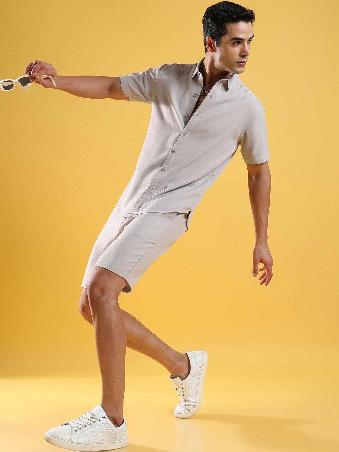 Campus Sutra Beige Self Design Shirt With Shorts