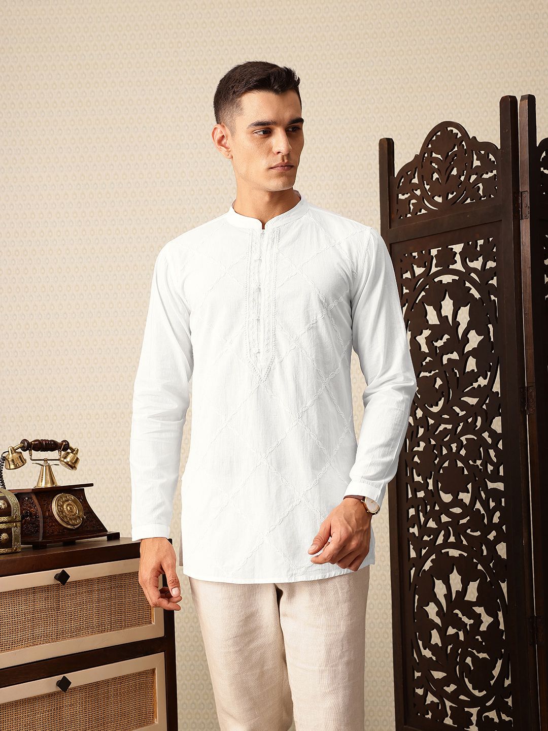 House of Pataudi Floral Embroidered Mandarin Collar Pure Cotton Jashn Kurta