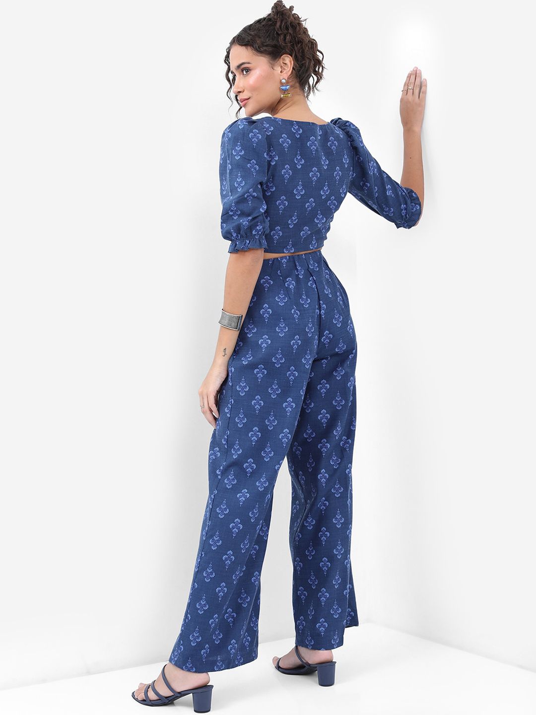 Vishudh Navy Blue Floral Printed Puff Sleeves Tie Ups Detail Regular Top With Palazzos