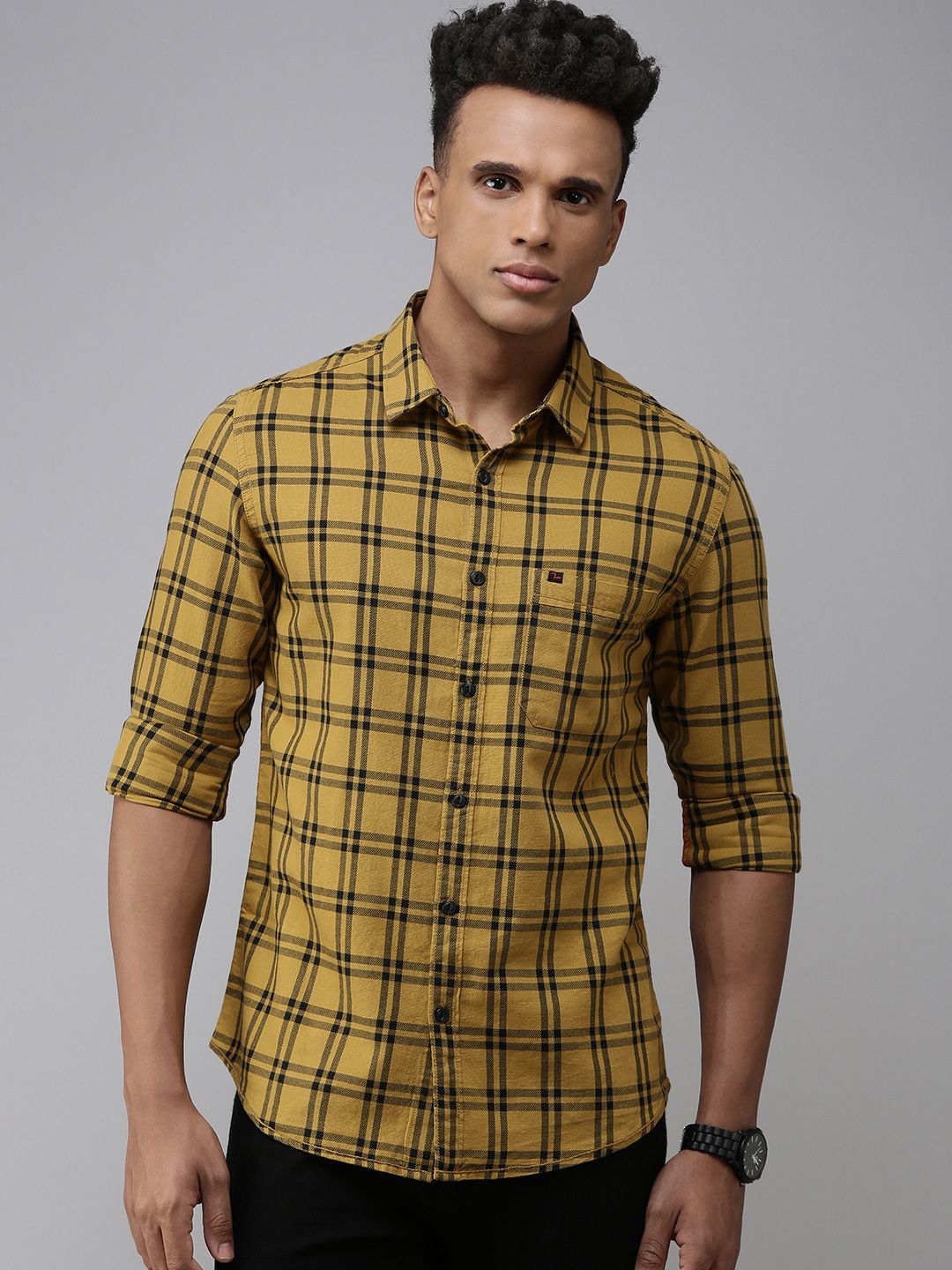 SPYKAR Pure Cotton Slim Fit Checked Casual Shirt