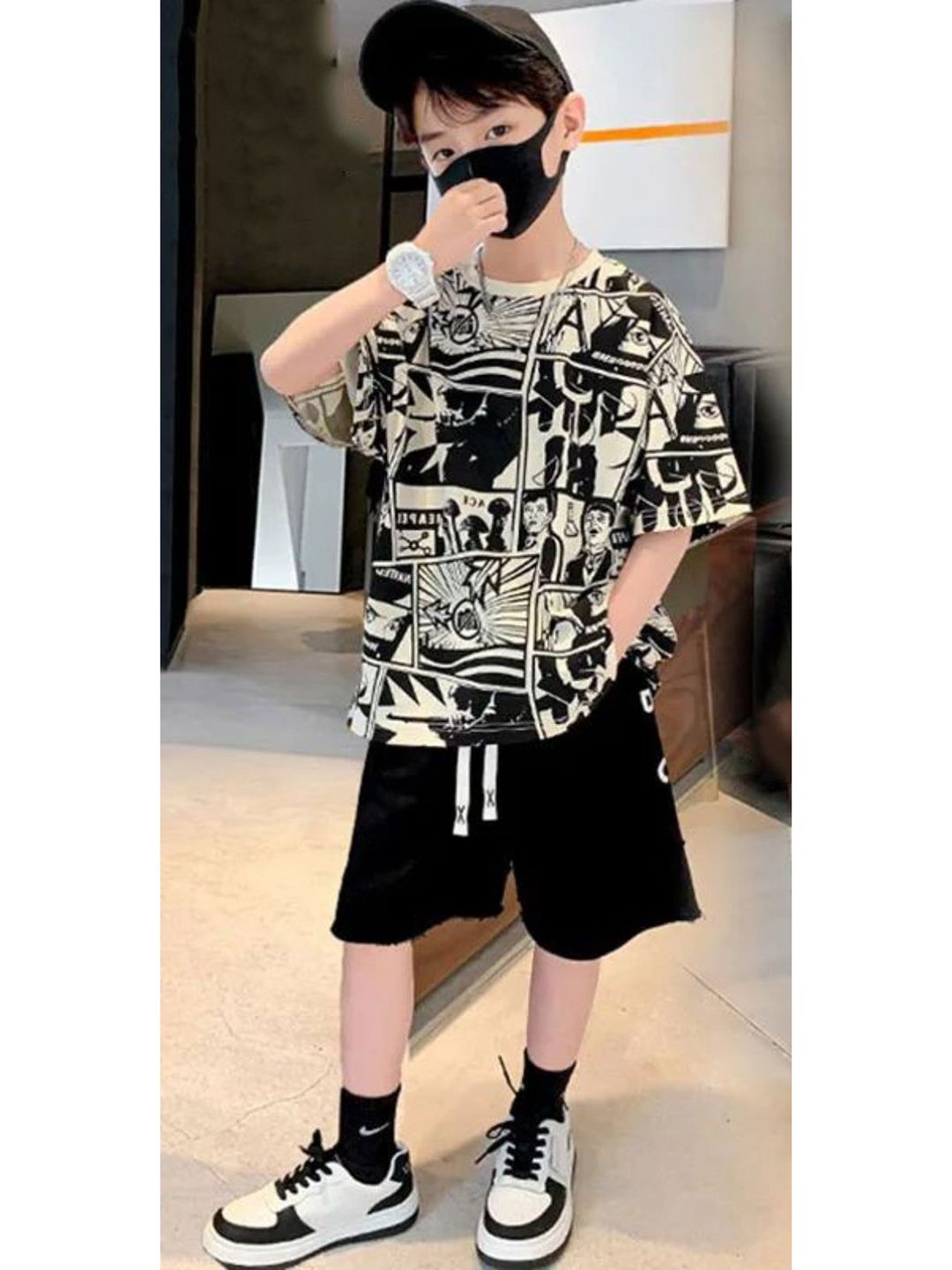 YK Boys Printed Pockets T-shirt