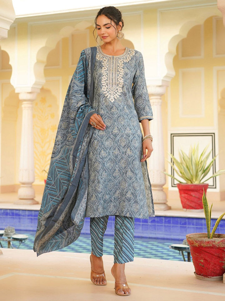 KALINI Floral Printed Regular Kurta With Trousers & Dupatta