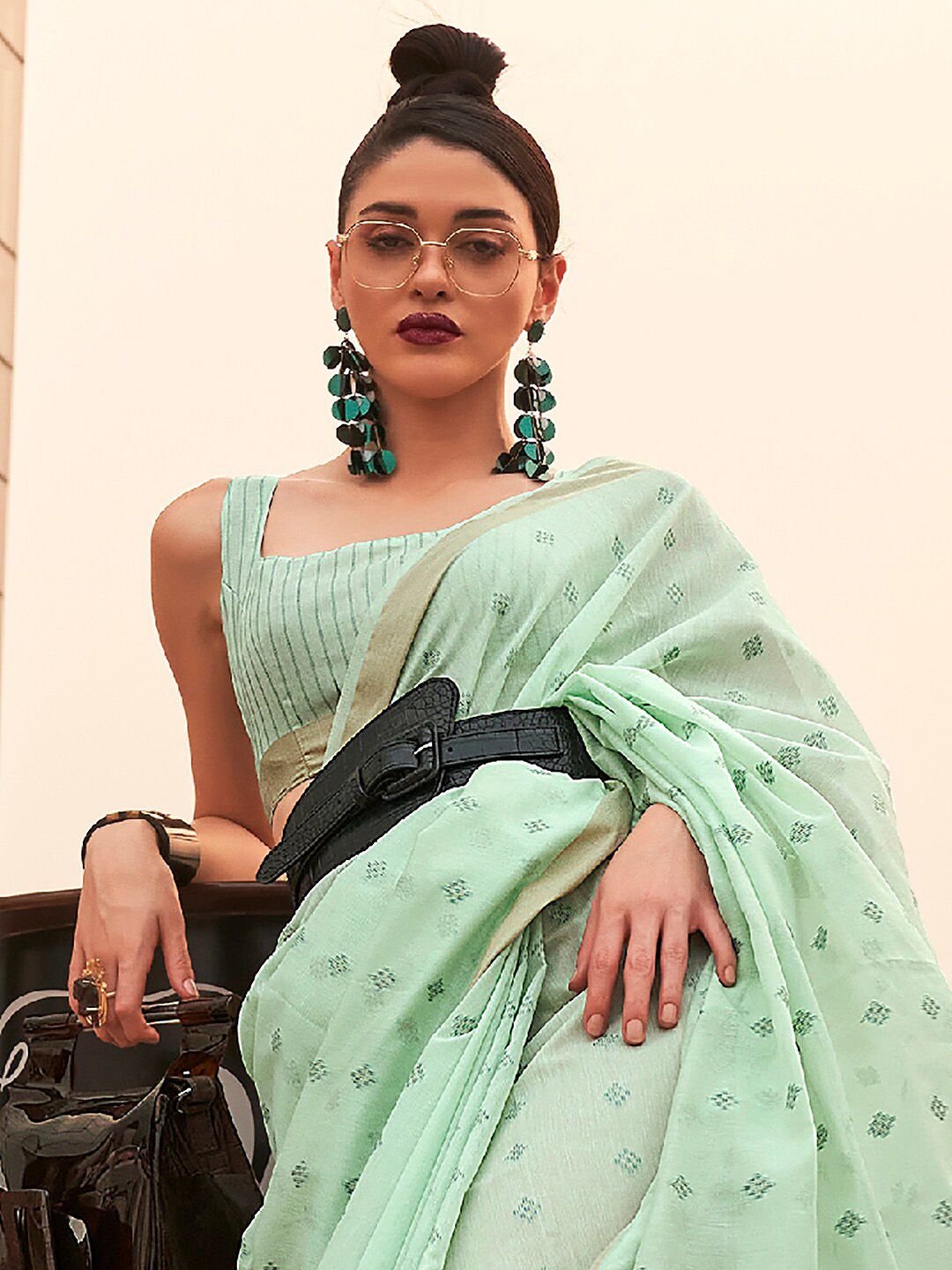 Saree mall Sea Floral Zari Woven Design Banarasi Silk Sarees