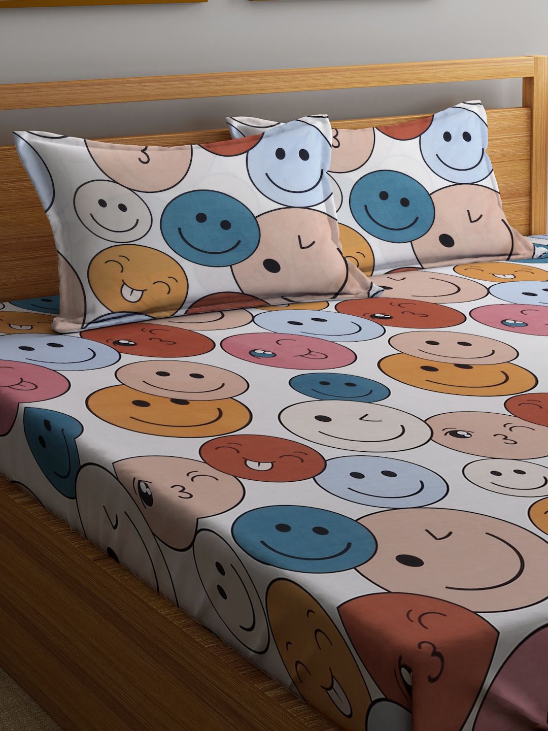KLOTTHE White & Blue Cartoon Characters 300 TC Fitted King Bedsheet with 2 Pillow Covers