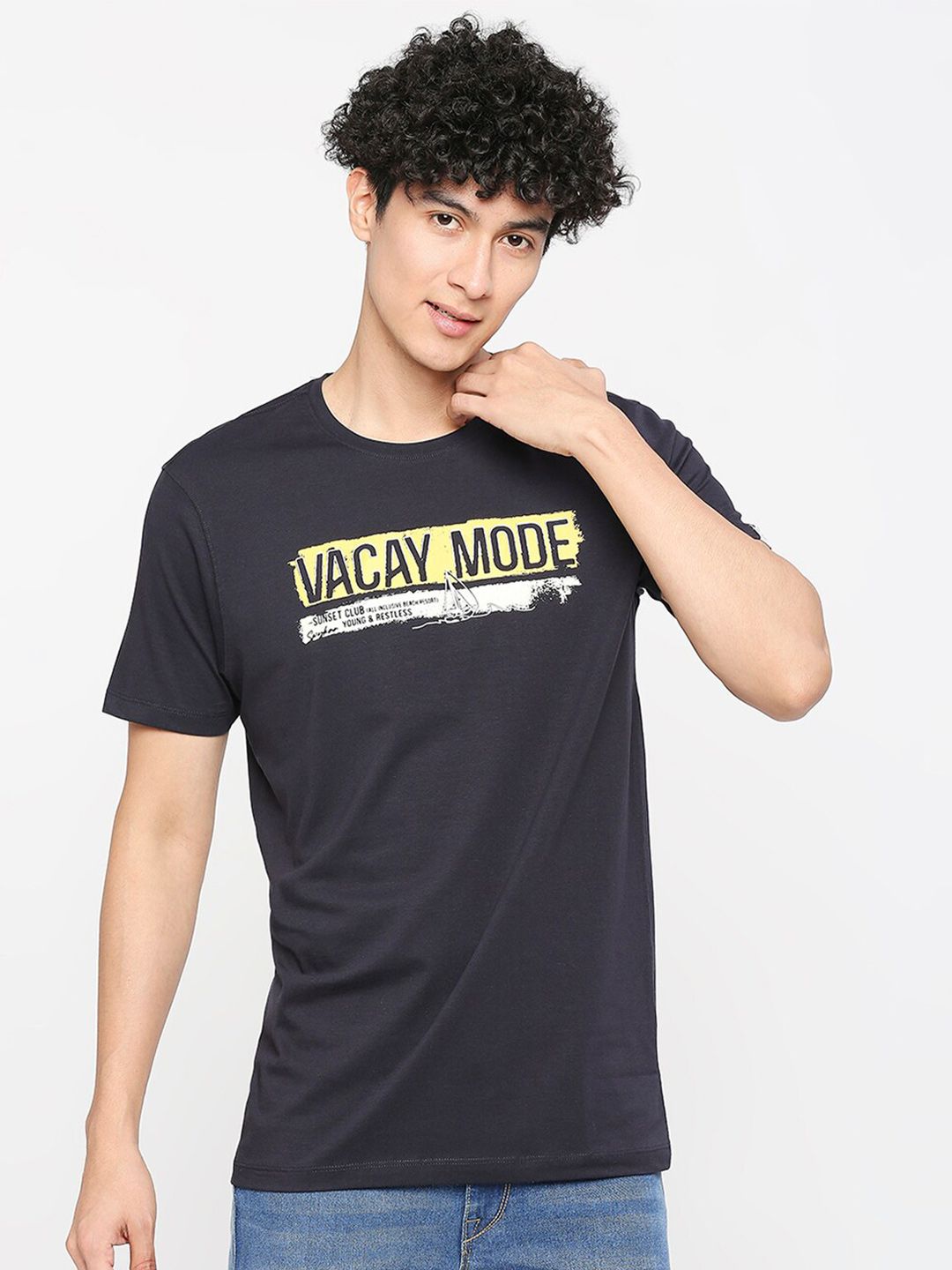 SPYKAR Typography Printed Cotton Slim Fit T-shirt
