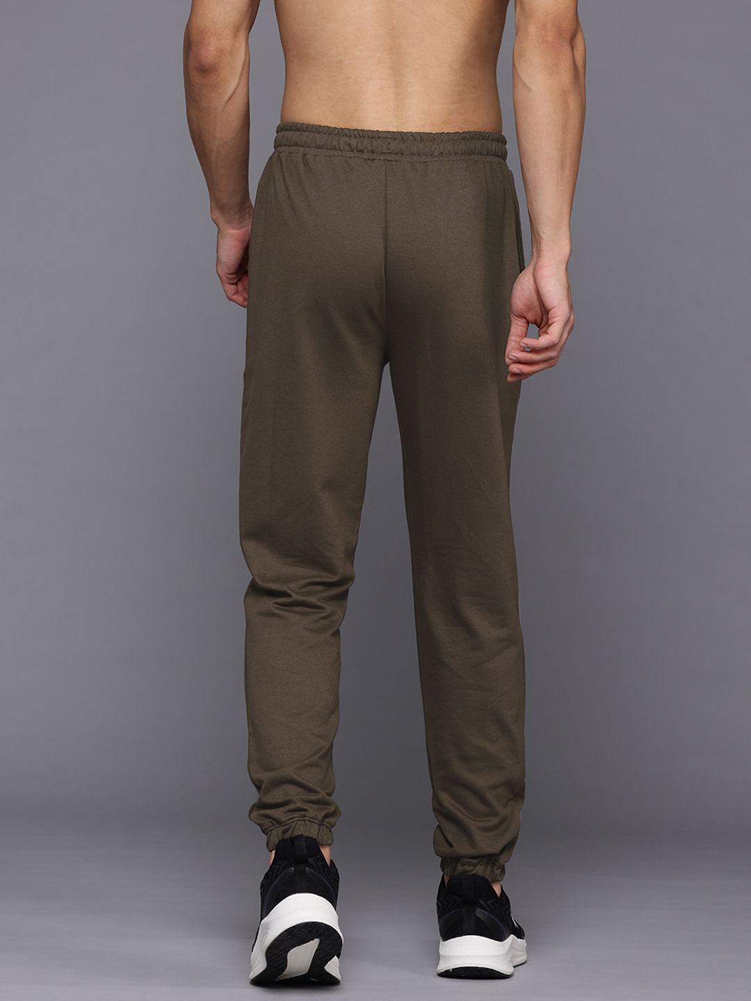 HRX by Hrithik Roshan Men Stripe Detail Training Joggers