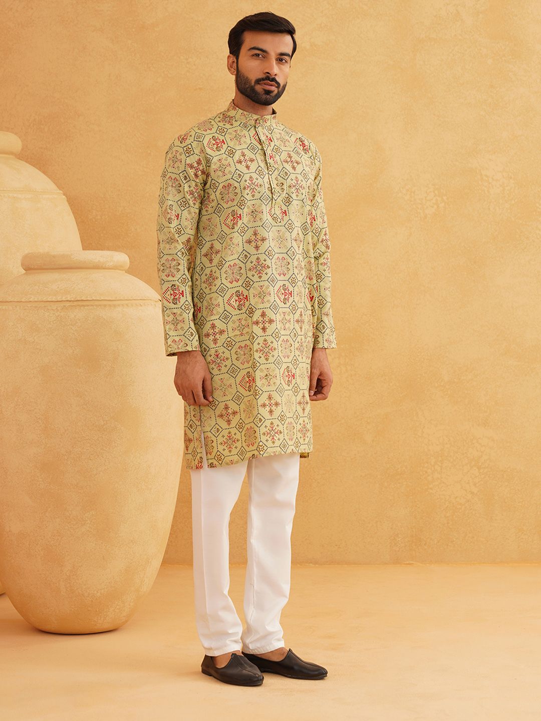 SOJANYA Ethnic Motifs Printed Regular Cotton Linen Kurta With Pyjama