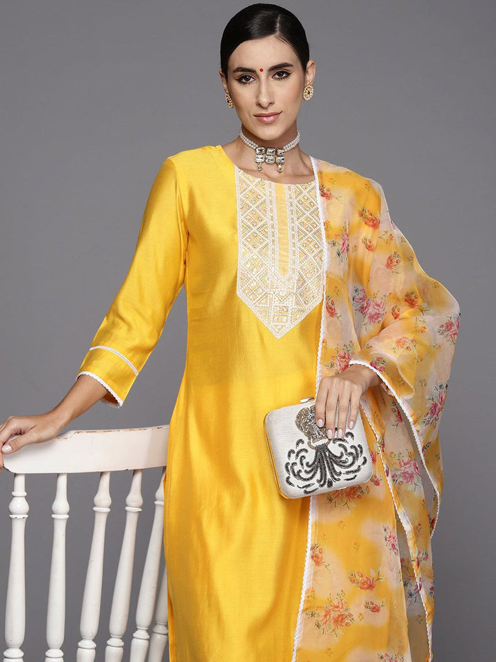 Indo Era Floral Yoke Design Regular Sequinned Liva Kurta with Trousers & Dupatta