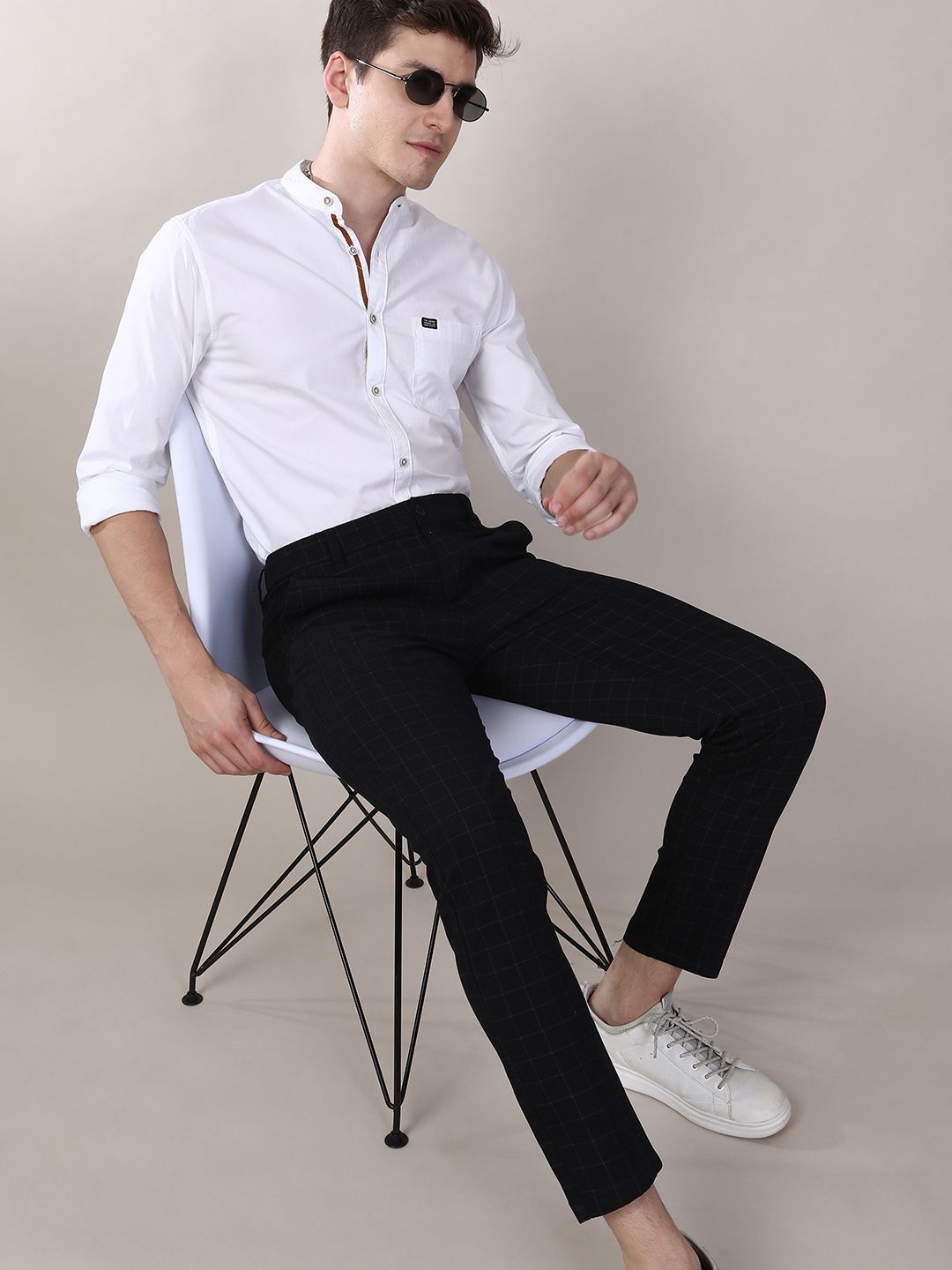 The Indian Garage Co Men Black Slim Fit Mid-Rise Clean Look Jeans