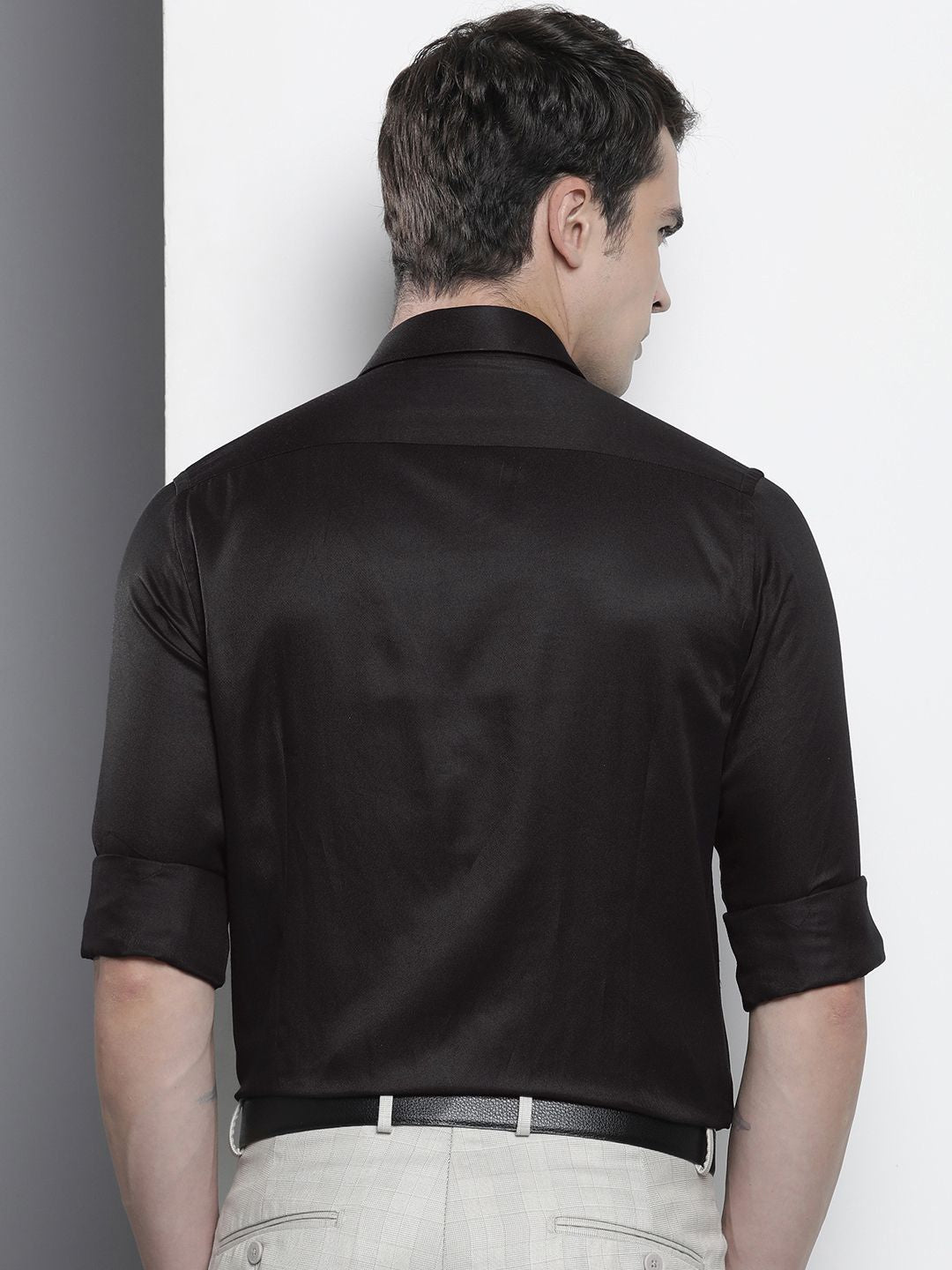 The Indian Garage Co. X Luxe Men Black Slim Fit Opaque Formal Shirt