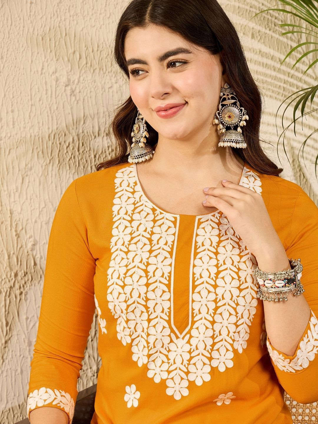 KALINI Floral Embroidered Round Neck Thread Work Straight Kurta