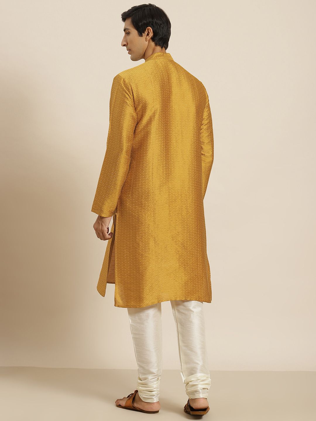 SOJANYA Kurta Design Tenunan Kuning Mustard Lelaki