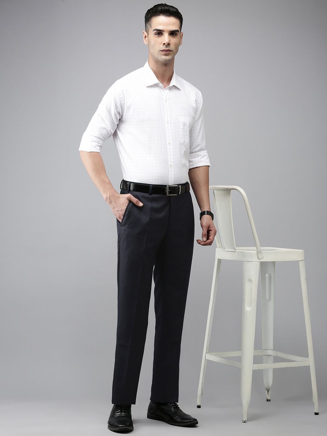 Park Avenue Men Textured Smart Slim Fit Formal Trousers