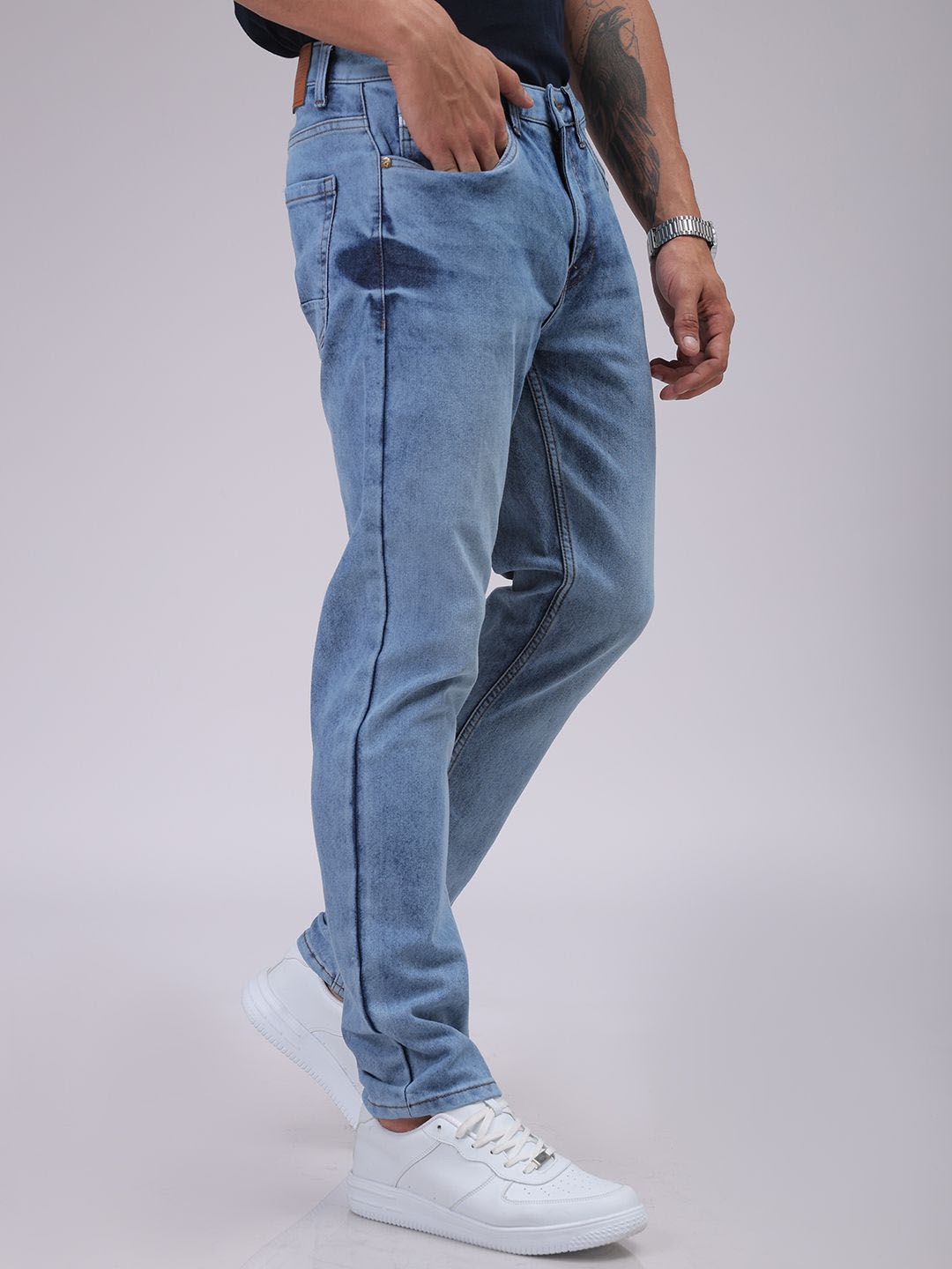 The Indian Garage Co Men Slim Fit Heavy Fade Jeans