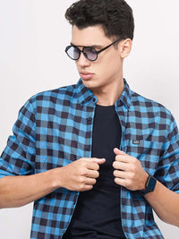 The Indian Garage Co Men Blue & Black Slim Fit Checked Casual Shirt