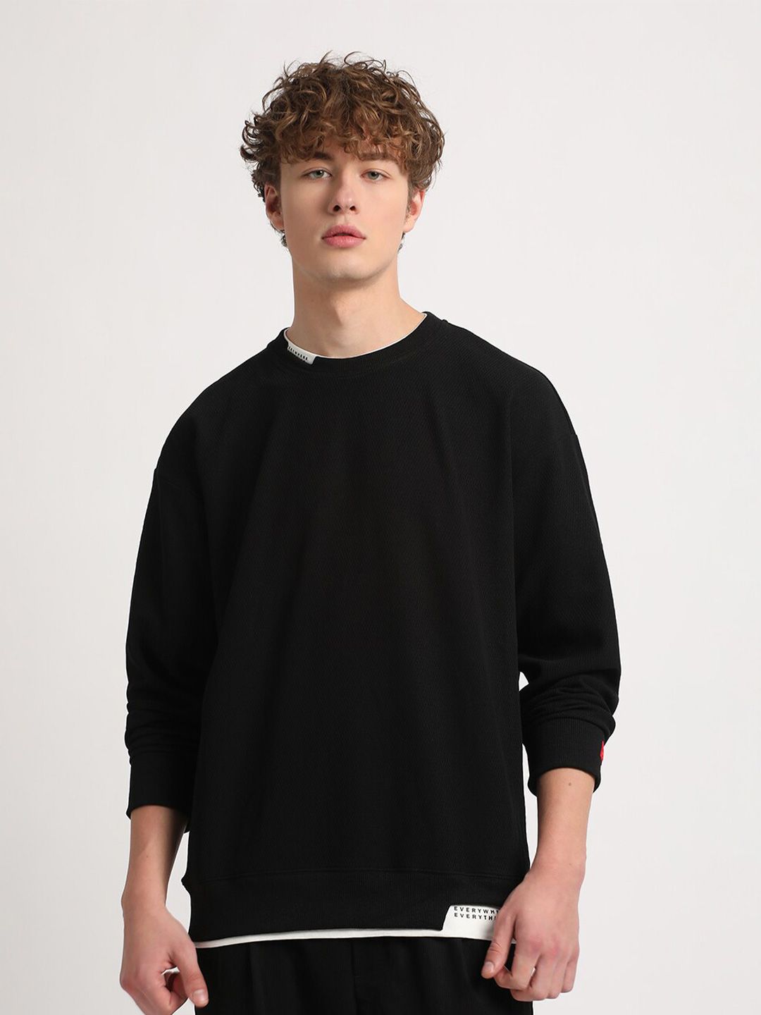 THE BEAR HOUSE Round Neck Relaxed Fit Drop Shoulder Sleeves Sweatshirt