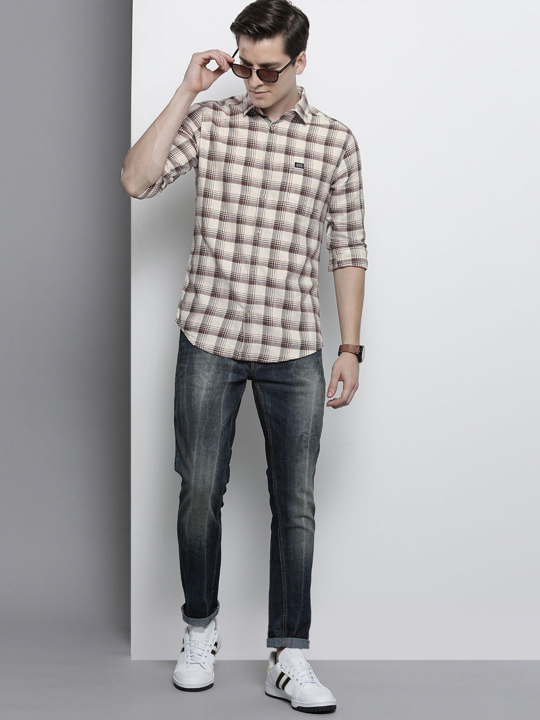 The Indian Garage Co Men Beige Checked Casual Shirt