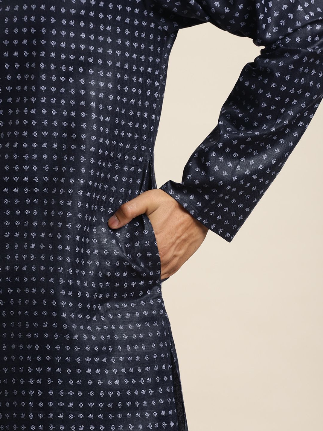 SOJANYA Lelaki Navy Blue & White Geometric Printed Kurta