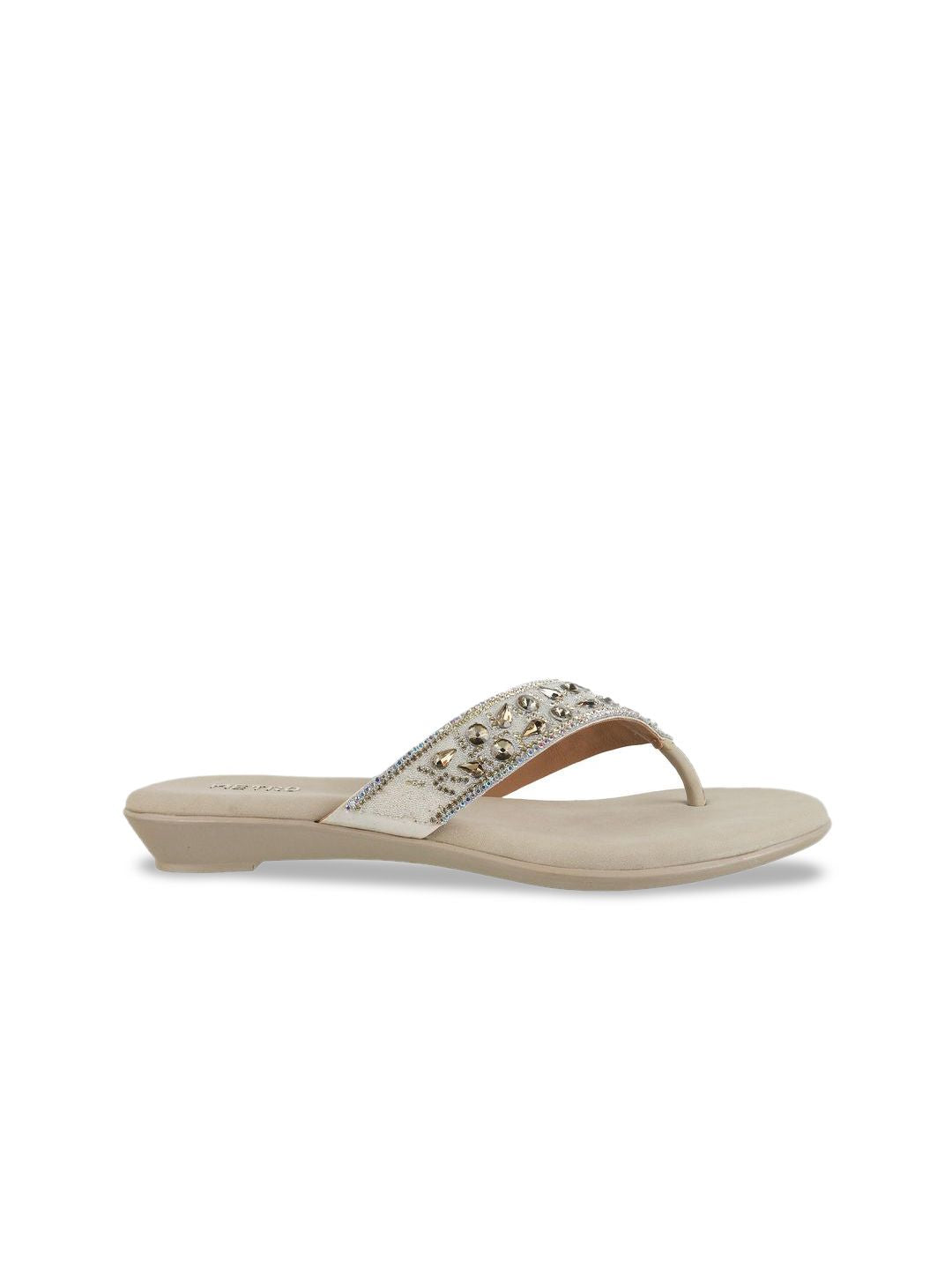 Metro Women Embellished Wedge Flats