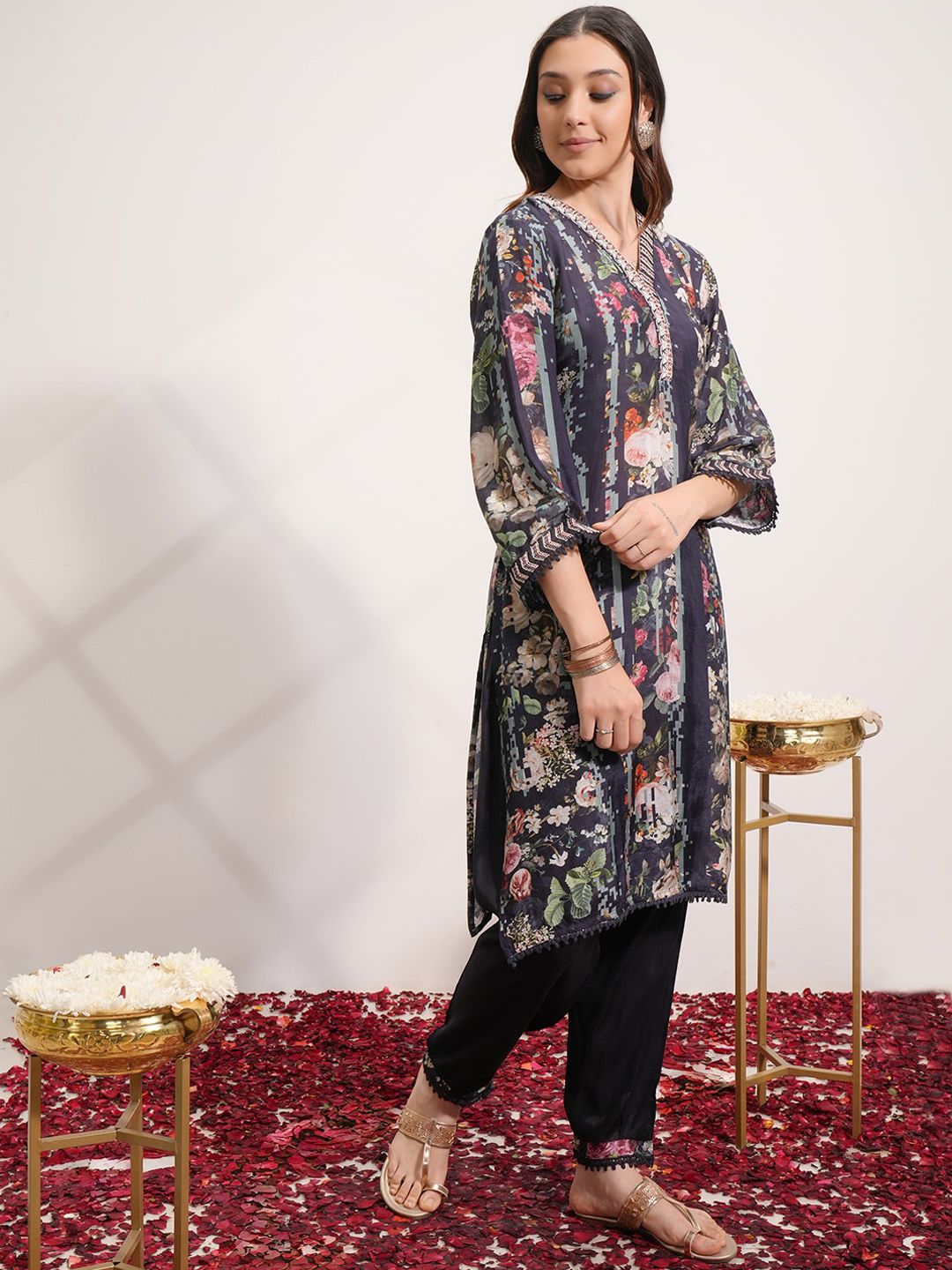 Vishudh Blue Floral Printed Regular Thread Work Kurta with Trousers & Dupatta