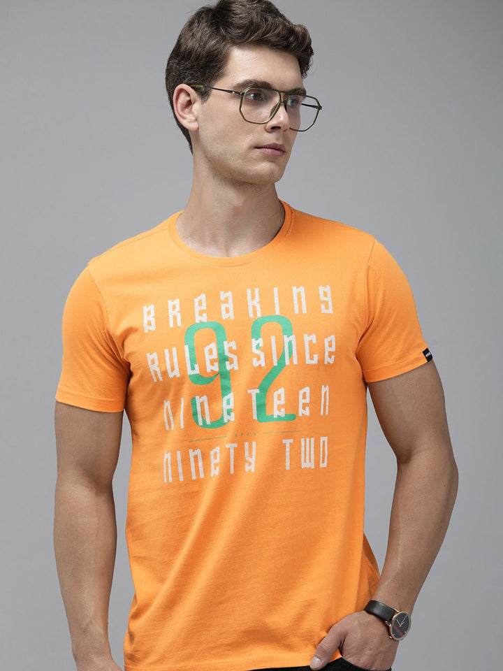SPYKAR Typography Printed Pure Cotton Slim Fit T-shirt