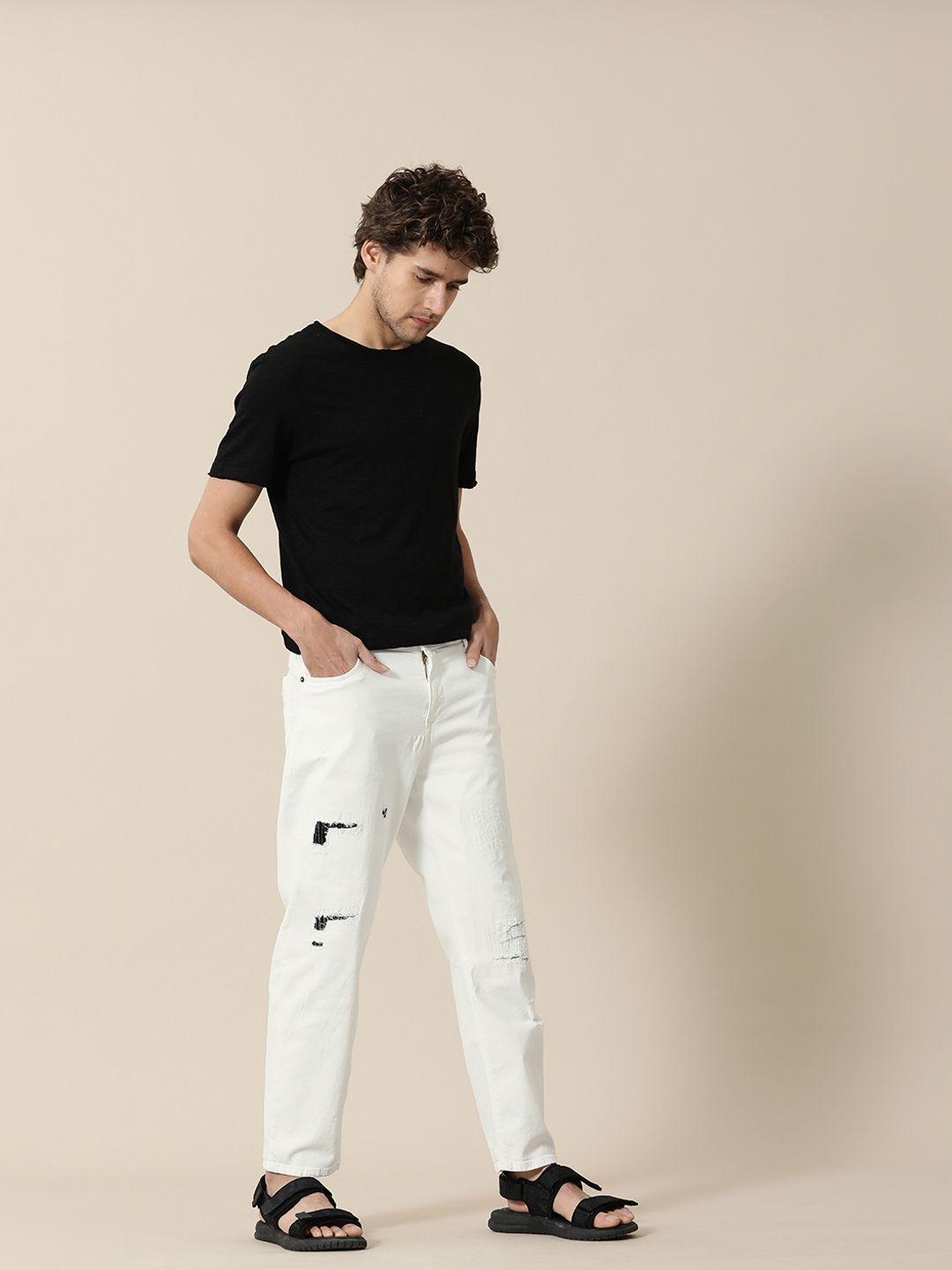 Mr Bowerbird Men White Tapered Fit Low Distress Mid-Rise Stretchable Jeans