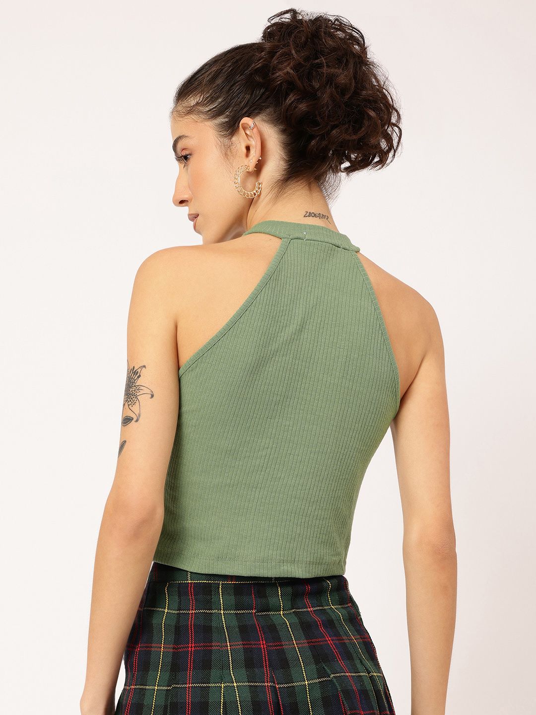 DressBerry Free Spirit Fashion Ribbed High Neck Crop Top