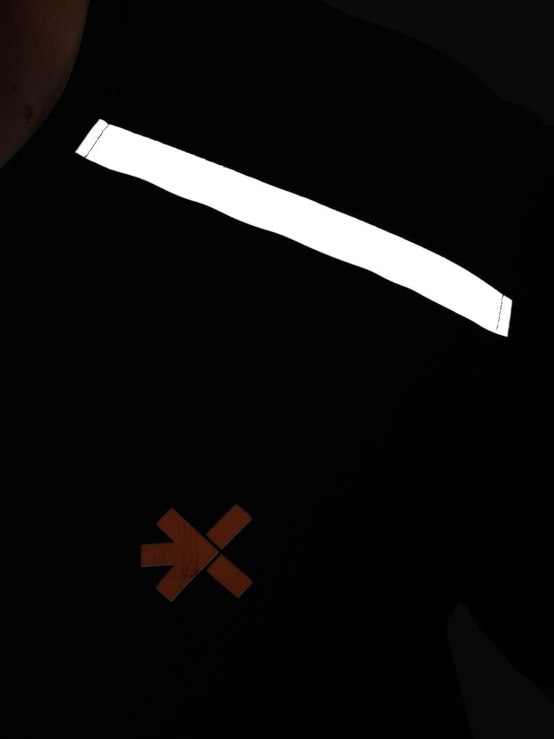 HRX by Hrithik Roshan Rapid-Dry Solid Training T-shirt with Reflective Detail