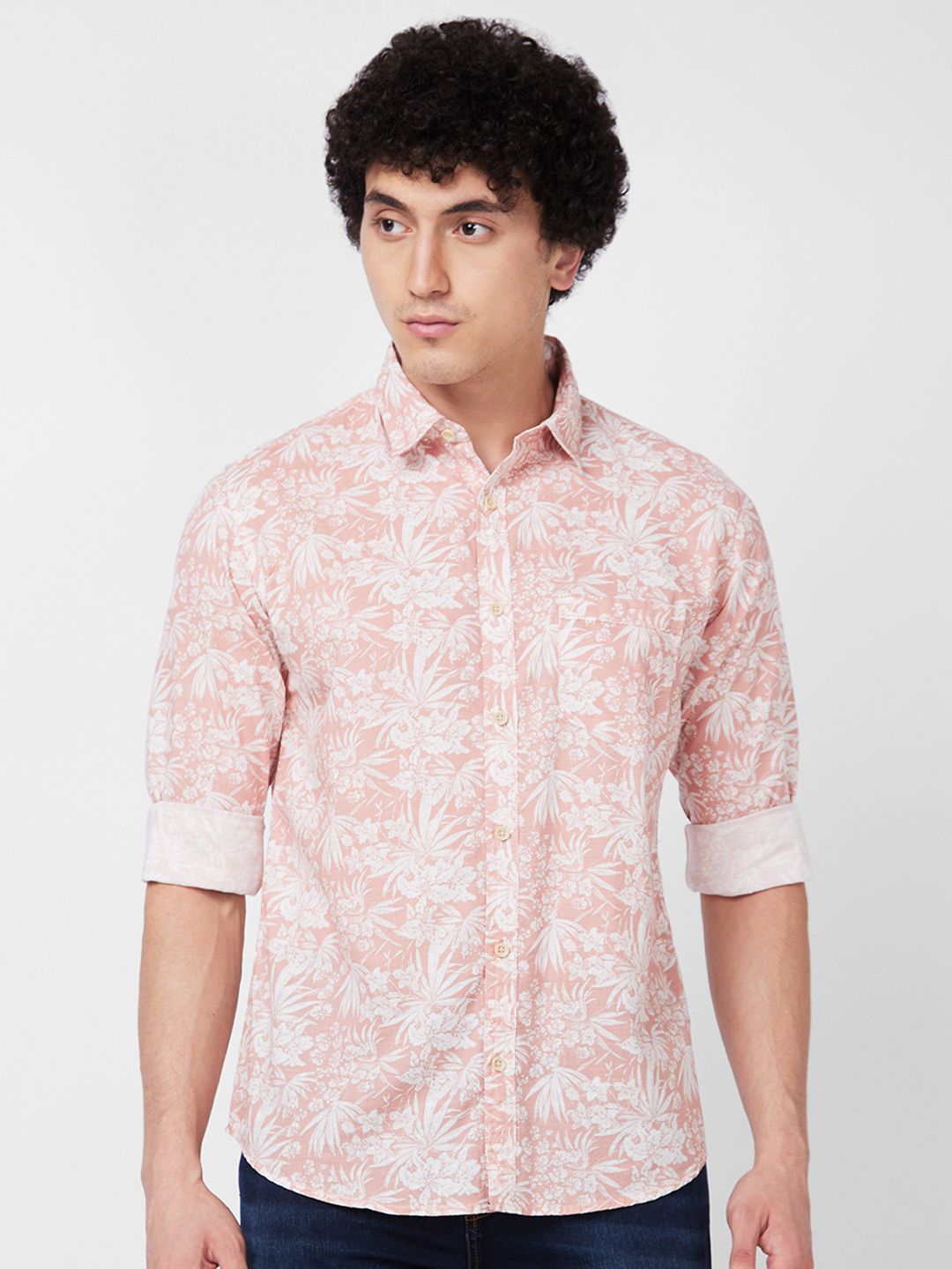 SPYKAR Floral Printed Spread Collar Cotton Casual Shirt