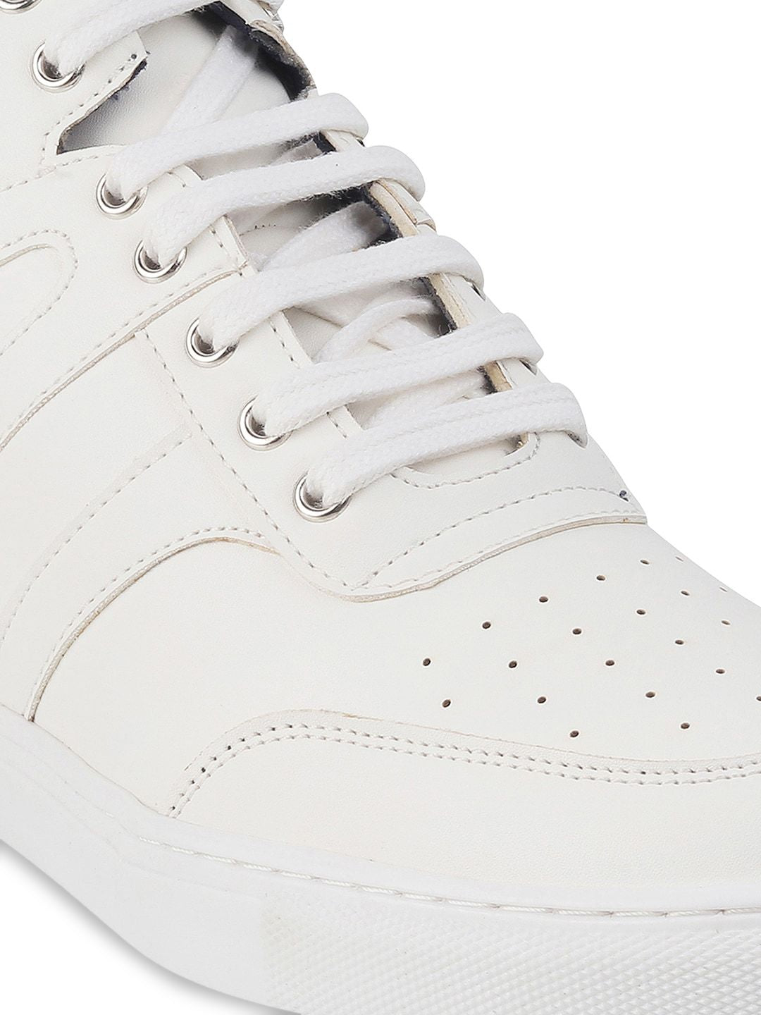 Mochi Men White Sneakers
