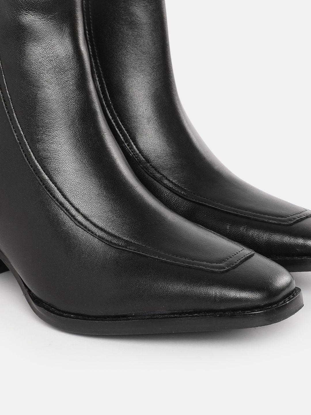 Lino Perros Women Mid-Top Buckle Detailing Block Heel Boots