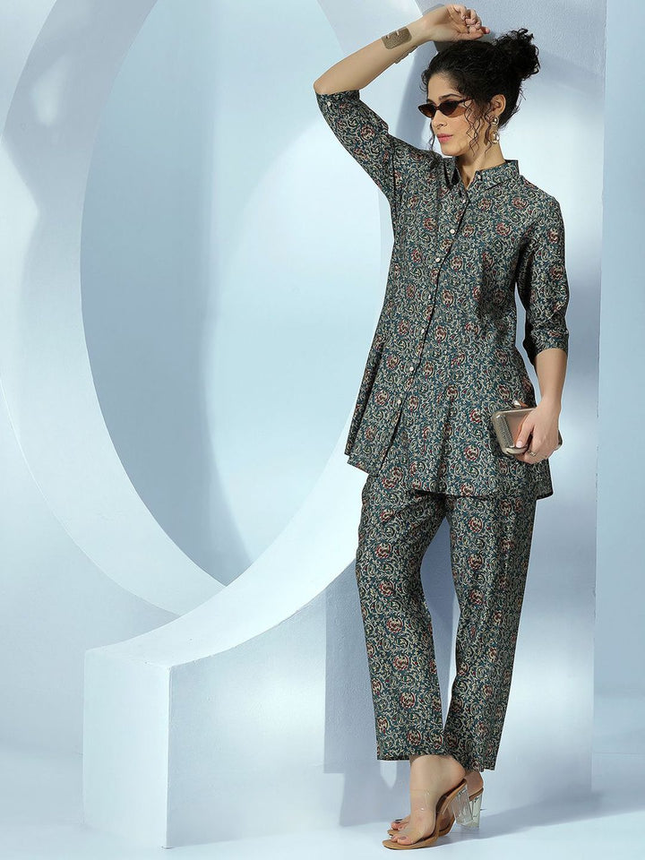 Libas Floral Printed Pleated Shirt With Trousers Co-Ords